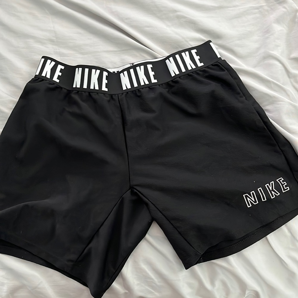 Nike medium spandex/shorts